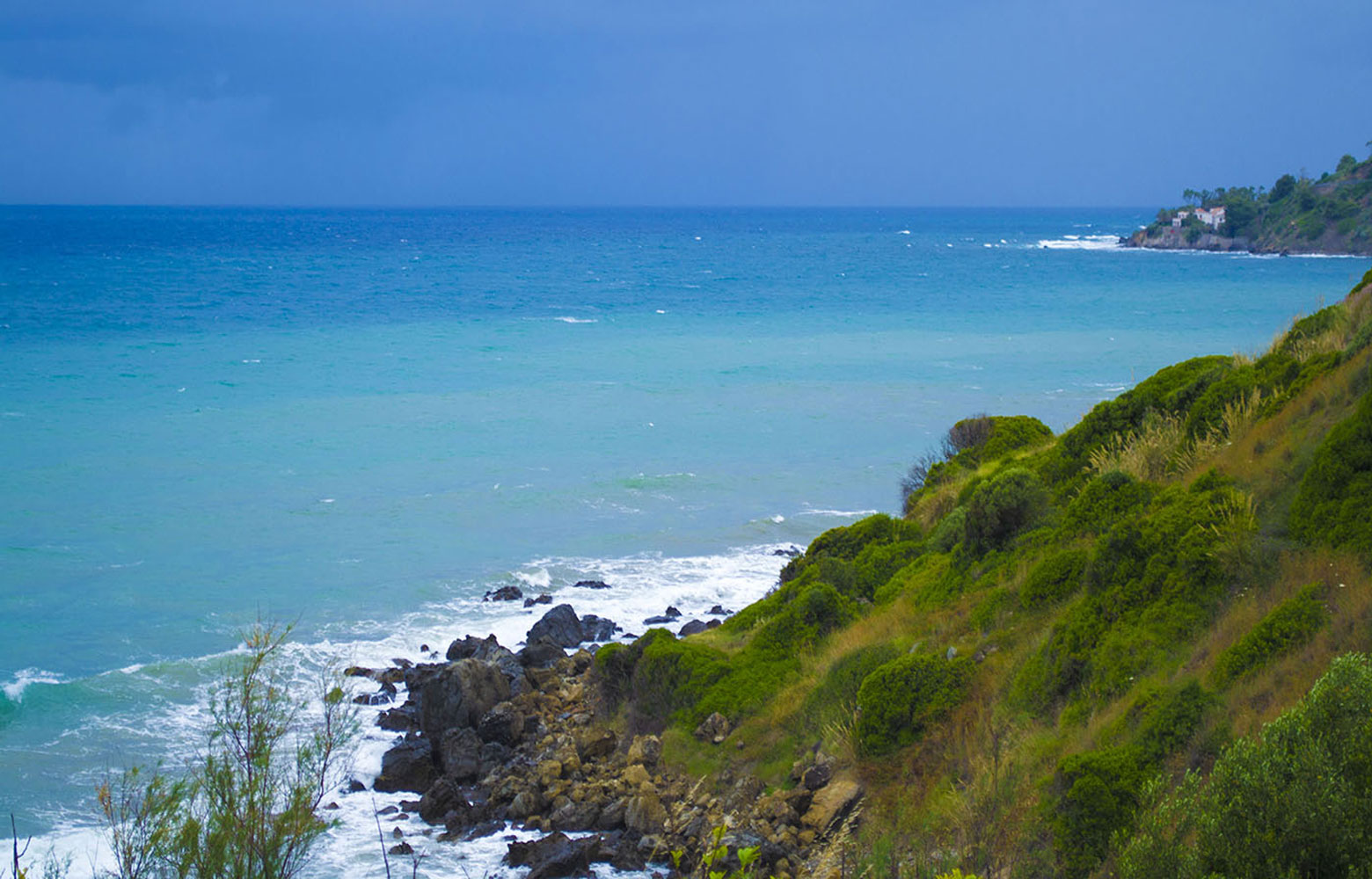 <Img src="http://www.torrelapunta.it/templates/rt_sienna/custom/images/Torre_La_Punta.png" width="480" height="57"  Title="Torre La Punta"><strong>La soluzione giusta<br>per una </strong>vacanza<strong><br>da sogno</strong>