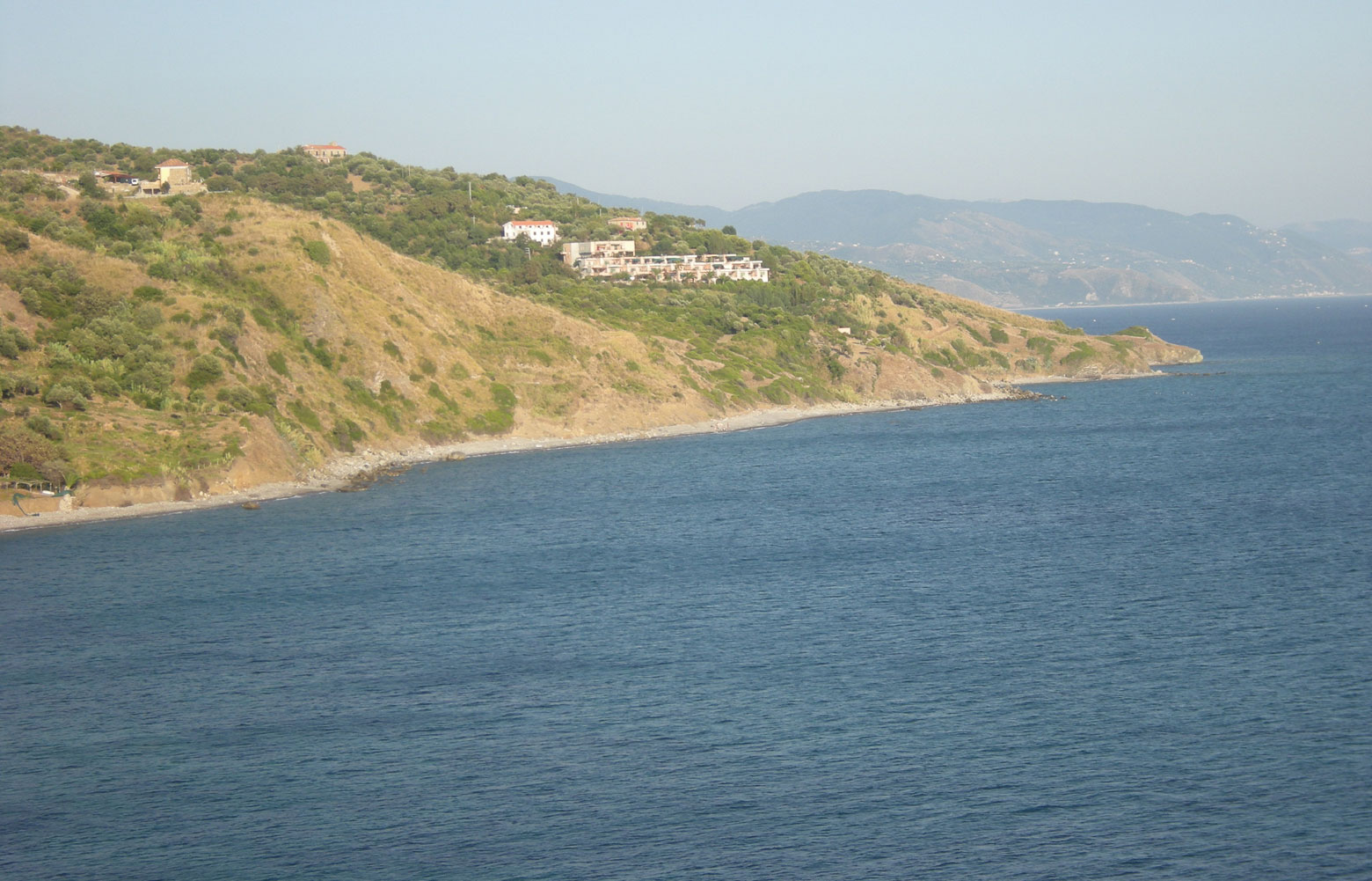 <Img src="http://www.torrelapunta.it/templates/rt_sienna/custom/images/Torre_La_Punta.png" width="480" height="57"  Title="Torre La Punta"><strong>La soluzione giusta<br>per una </strong>vacanza<strong><br>da sogno</strong>